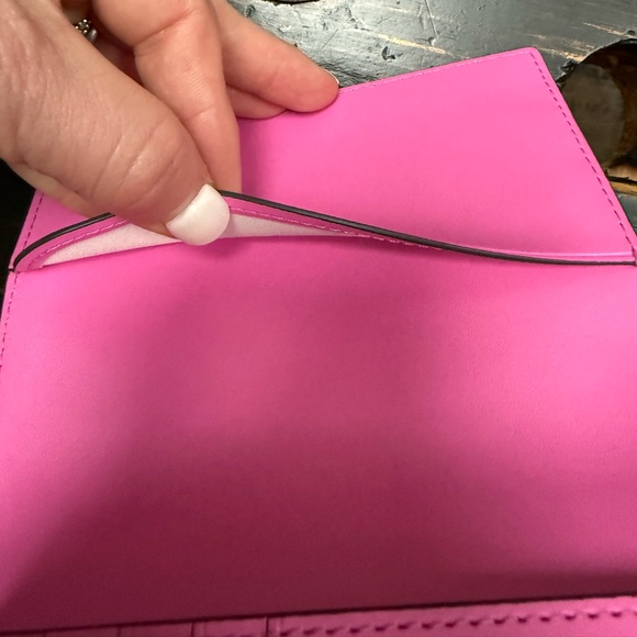 Kate ♠️ Spade Passport & Credit Card Holder - Picture 8 of 8